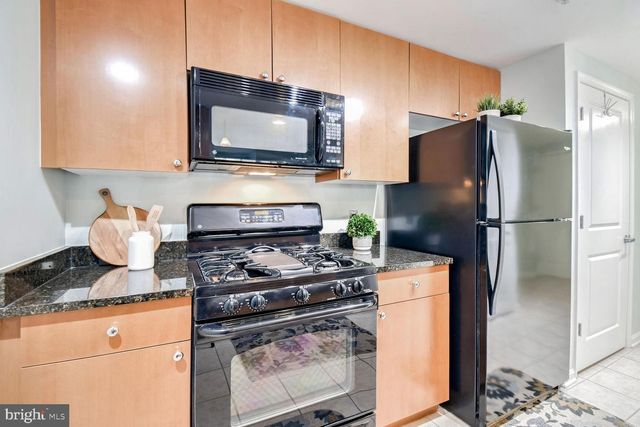 930 WAYNE AVE #207, Silver Spring, MD 20910