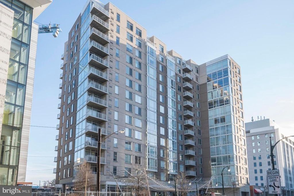 930 WAYNE AVE #207, Silver Spring, MD 20910