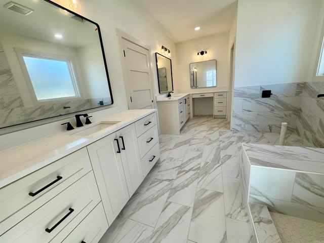 1013 Fern Ridge, Sherwood, AR 72120