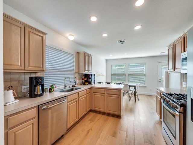 9009 Hampton Court, Mckinney, TX 75071