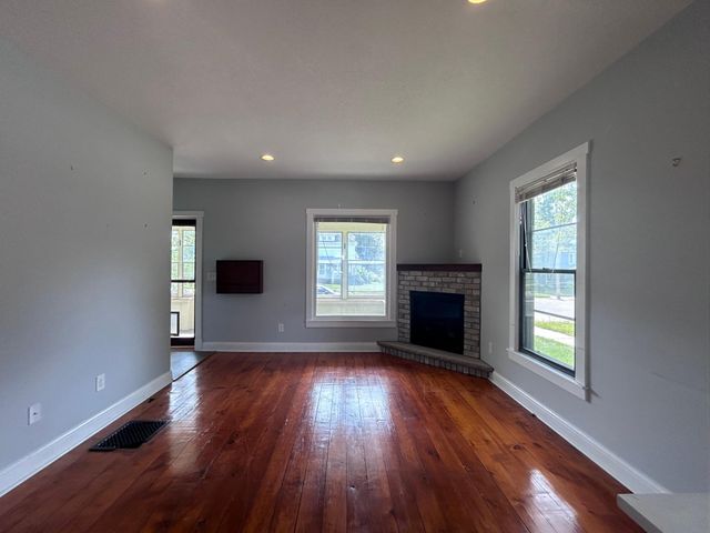903 1st Street SE, Rochester, MN 55904