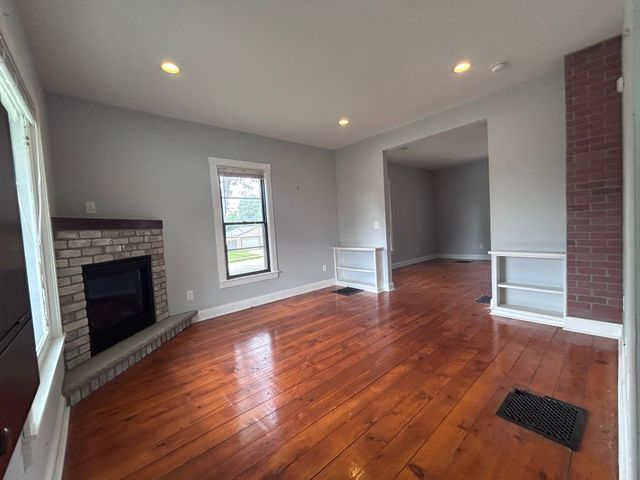 903 1st Street SE, Rochester, MN 55904
