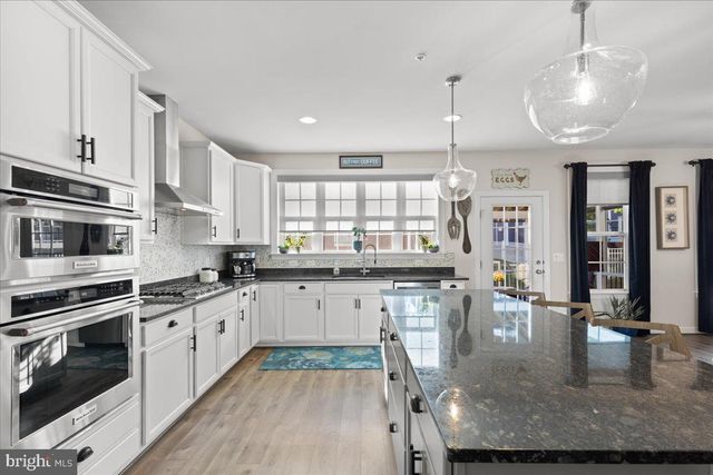 18020 CEDAR GROVE LN, Dumfries, VA 22026