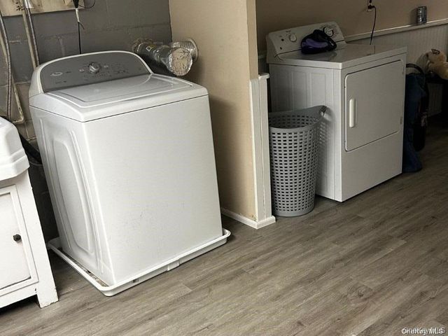 5 Crab Avenue, Lynbrook, NY 11563