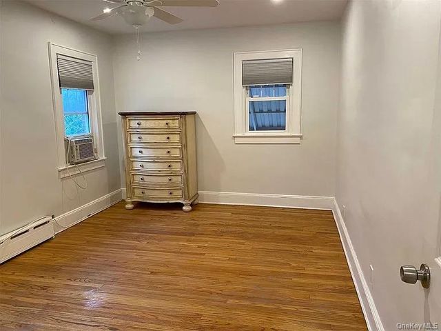 5 Crab Avenue, Lynbrook, NY 11563