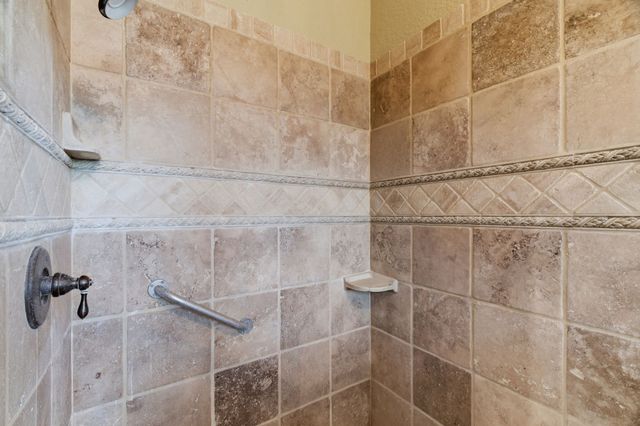 128 Horizon Circle, Azle, TX 76020