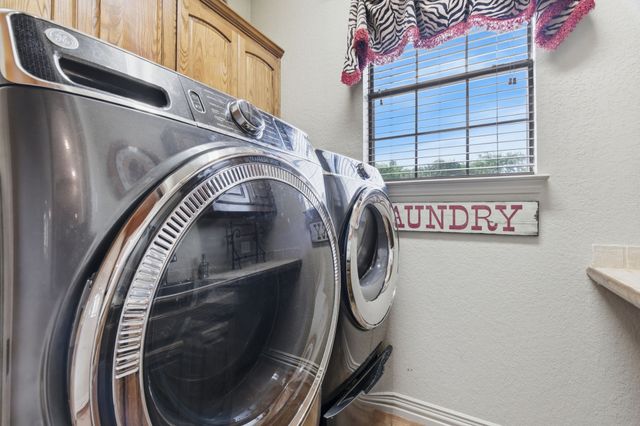 128 Horizon Circle, Azle, TX 76020