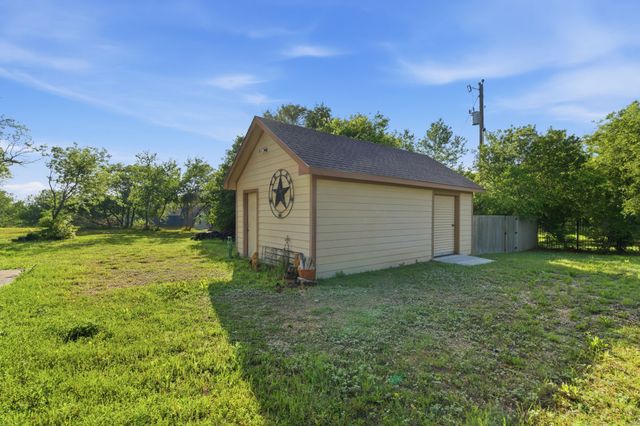 128 Horizon Circle, Azle, TX 76020