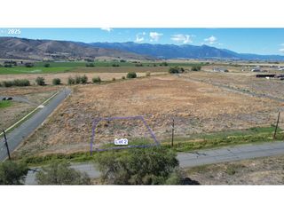 0 17th St 2, Baker City, OR 97814