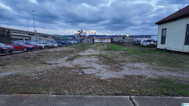 921 REV ABRAHAM WOODS JR BOULEVARD, Birmingham, AL 35285