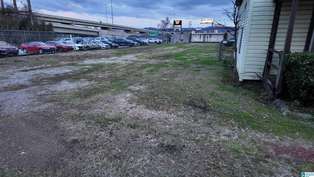 921 REV ABRAHAM WOODS JR BOULEVARD, Birmingham, AL 35285