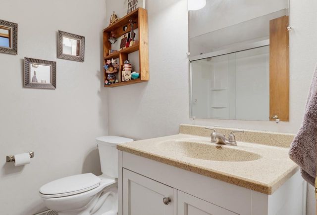 10257 W Spring Green ROAD, Greenfield, WI 53228