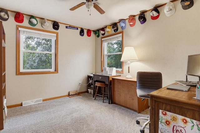 10257 W Spring Green ROAD, Greenfield, WI 53228