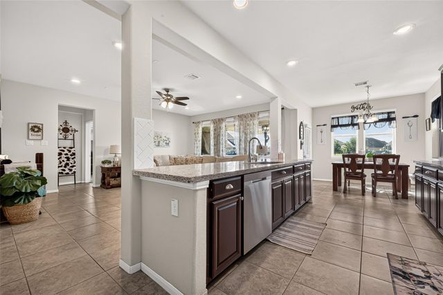 6111 Wayne Way, Rosenberg, TX 77471