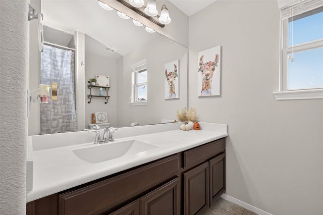 6111 Wayne Way, Rosenberg, TX 77471