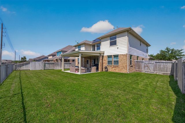 6111 Wayne Way, Rosenberg, TX 77471