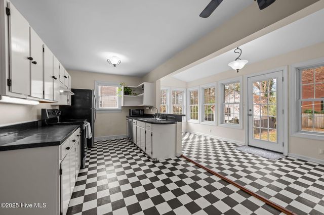 3342 N Contentnea Street, Farmville, NC 27828