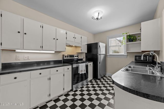 3342 N Contentnea Street, Farmville, NC 27828