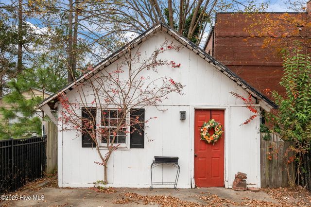 3342 N Contentnea Street, Farmville, NC 27828