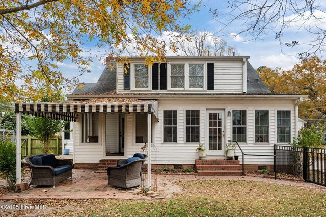 3342 N Contentnea Street, Farmville, NC 27828