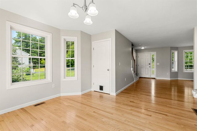 59 Windham Road, Hudson, NH 03051