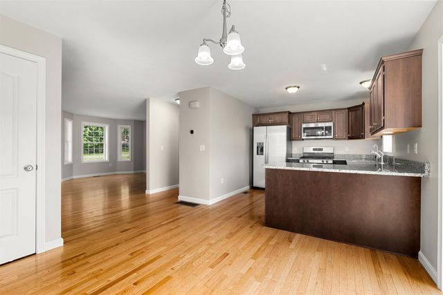 59 Windham Road, Hudson, NH 03051