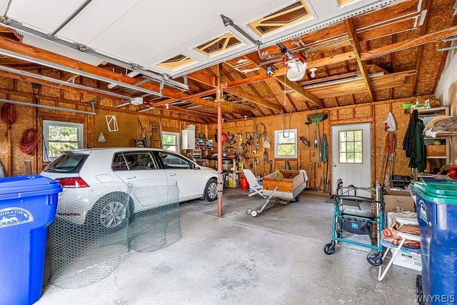 6163 Campbell Boulevard, Pendleton, NY 14094