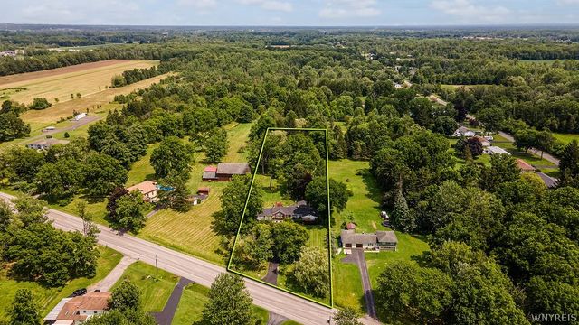 6163 Campbell Boulevard, Pendleton, NY 14094
