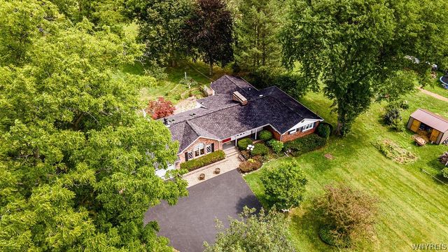 6163 Campbell Boulevard, Pendleton, NY 14094