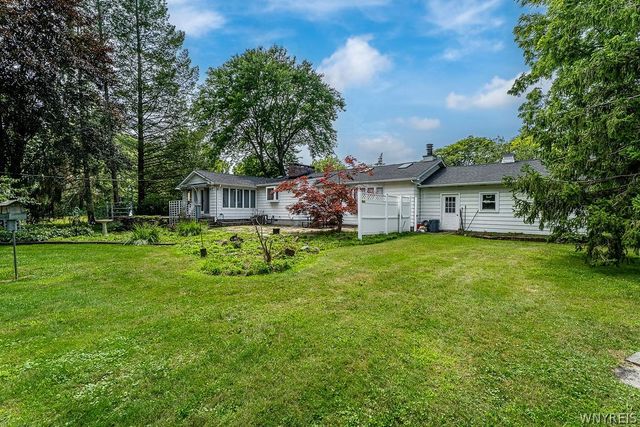 6163 Campbell Boulevard, Pendleton, NY 14094