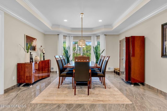 14 Diamond Hill Road, Marlboro, NJ 07746