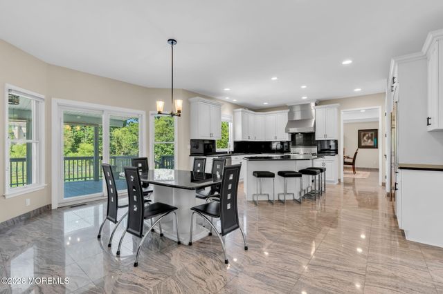 14 Diamond Hill Road, Marlboro, NJ 07746