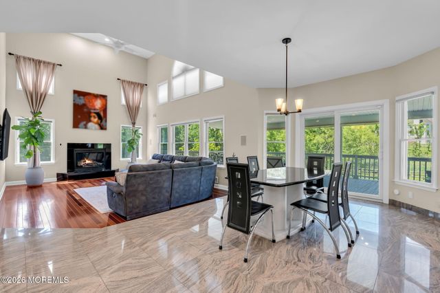 14 Diamond Hill Road, Marlboro, NJ 07746
