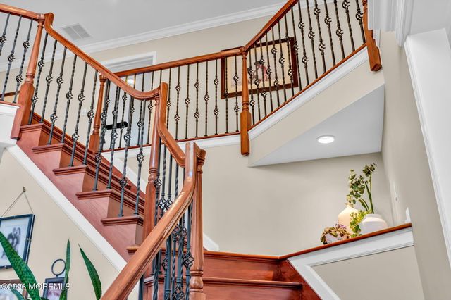 14 Diamond Hill Road, Marlboro, NJ 07746