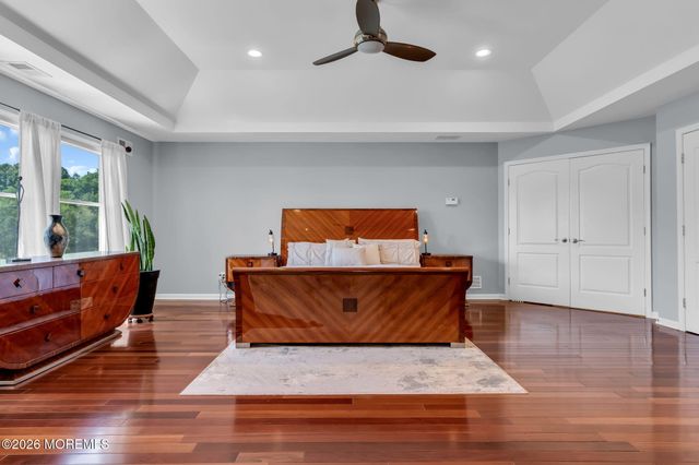 14 Diamond Hill Road, Marlboro, NJ 07746
