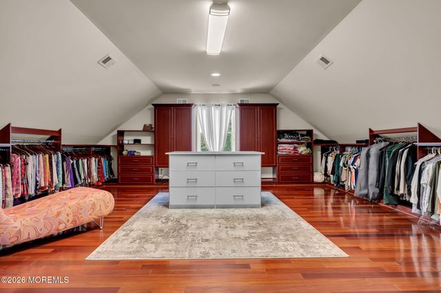 14 Diamond Hill Road, Marlboro, NJ 07746