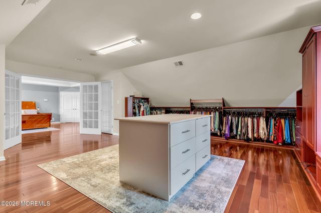 14 Diamond Hill Road, Marlboro, NJ 07746
