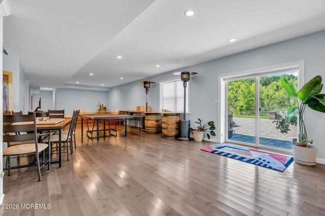 14 Diamond Hill Road, Marlboro, NJ 07746