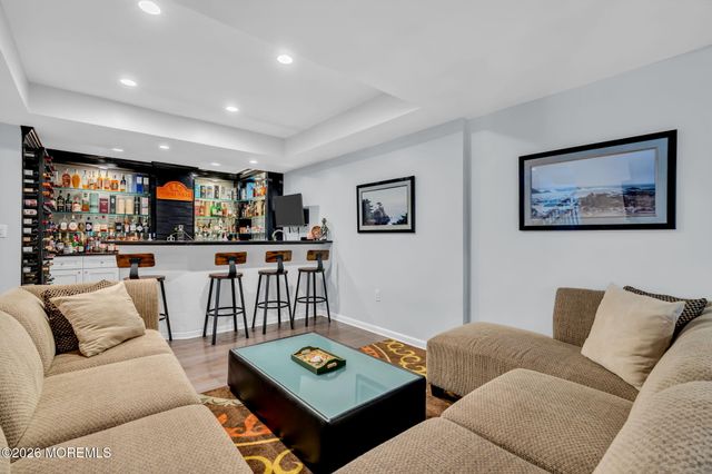 14 Diamond Hill Road, Marlboro, NJ 07746
