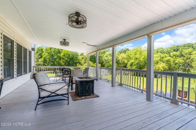 14 Diamond Hill Road, Marlboro, NJ 07746