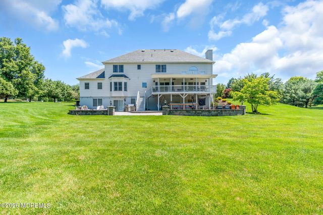 14 Diamond Hill Road, Marlboro, NJ 07746