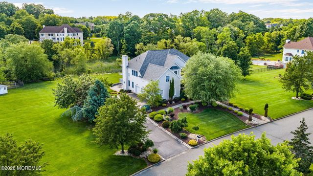 14 Diamond Hill Road, Marlboro, NJ 07746
