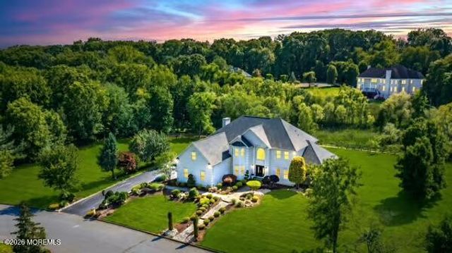 14 Diamond Hill Road, Marlboro, NJ 07746