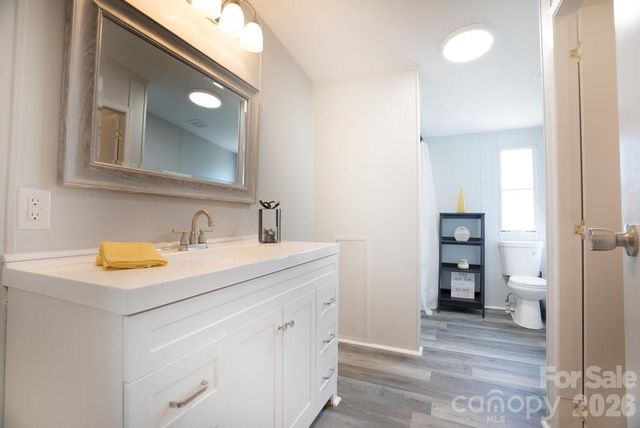 889 Tabor Road, Olin, NC 28660
