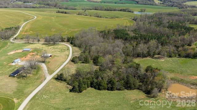 889 Tabor Road, Olin, NC 28660