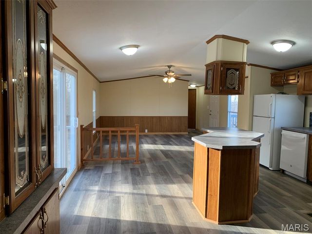 1322 Reiker Ford Road, St Clair, MO 63077