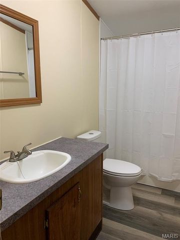 1322 Reiker Ford Road, St Clair, MO 63077