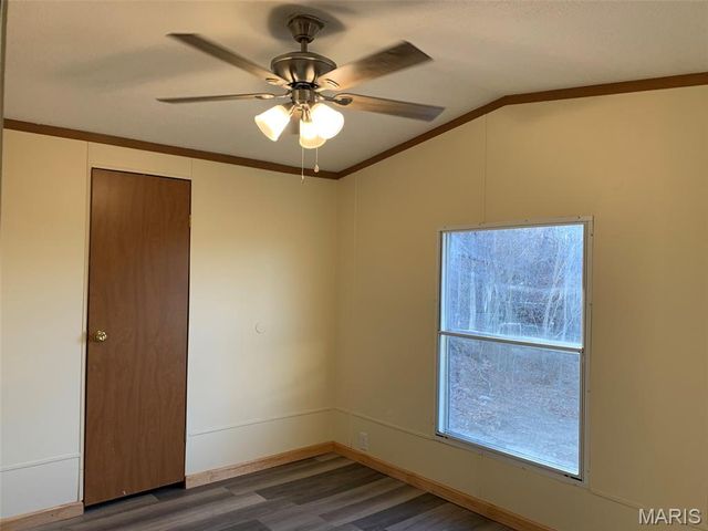 1322 Reiker Ford Road, St Clair, MO 63077