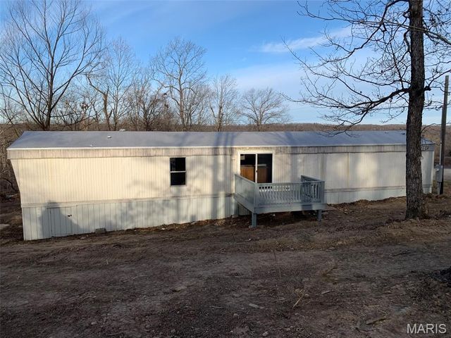 1322 Reiker Ford Road, St Clair, MO 63077