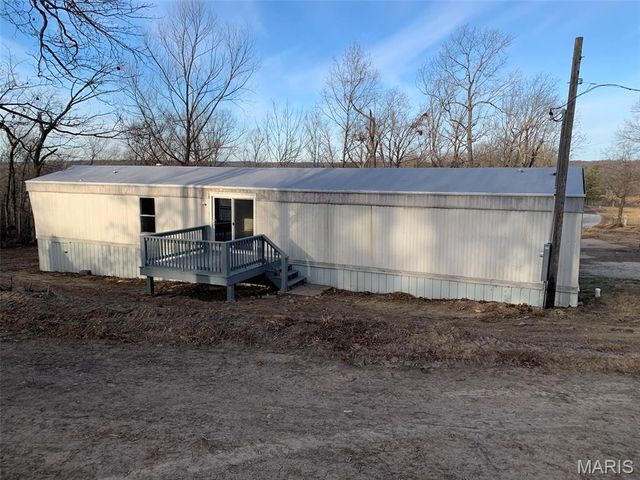 1322 Reiker Ford Road, St Clair, MO 63077